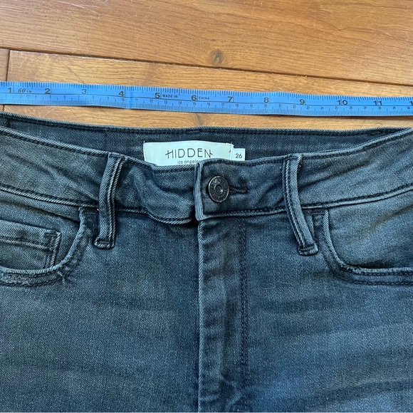 Hidden distressed denim - Picture 5 of 5